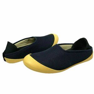 Mahabis Convertible Snap Slipper Shoes Dark Navy Blue with Yellow Rubber Sole 39